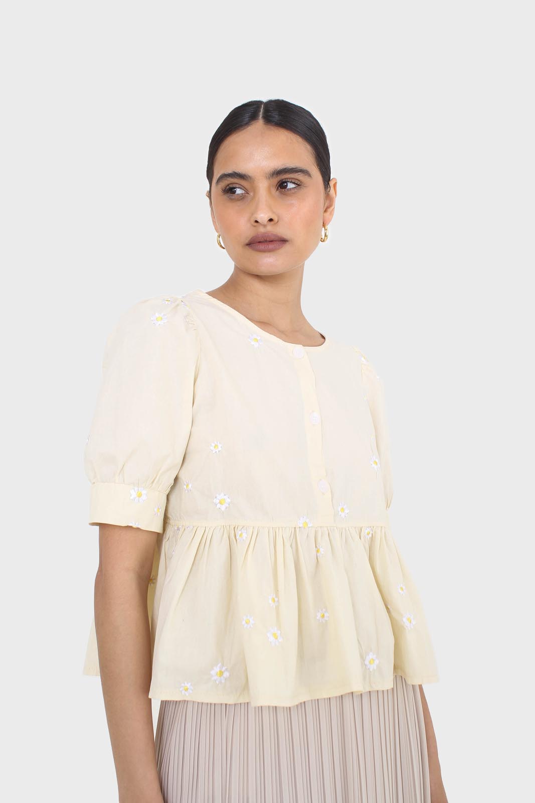 Yellow embroidered daisies peplum blouse_1