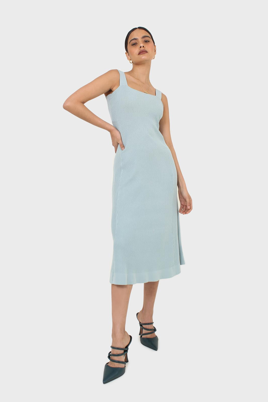 Blue square neckline ribbed midi dress_7