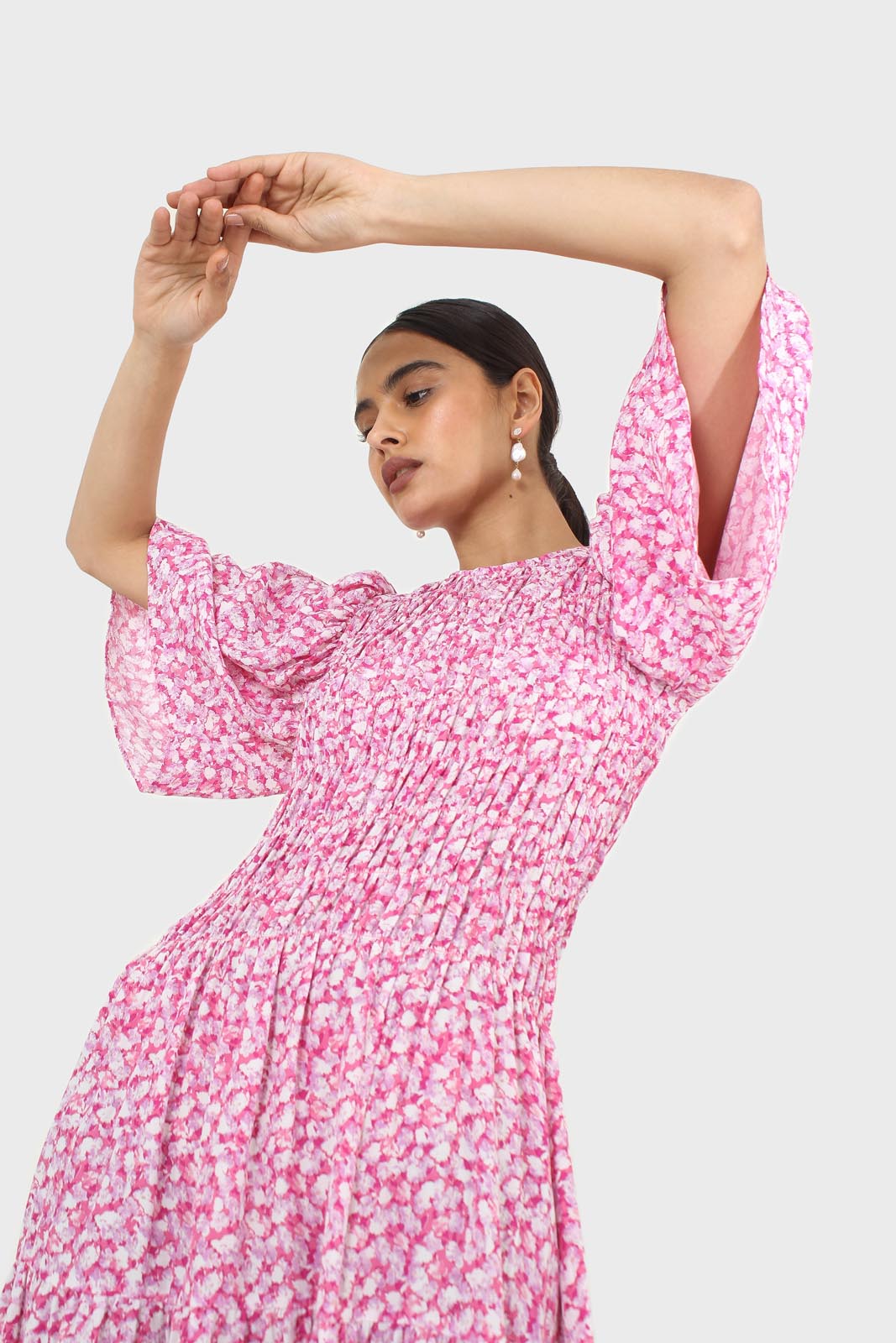 Pink tiny flower smocked bodice midi dress_6