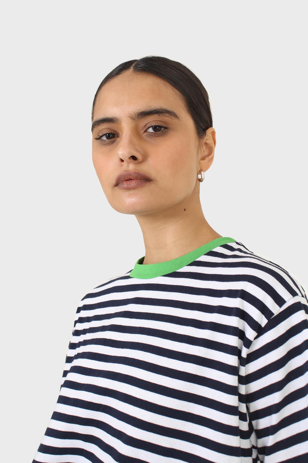 Navy striped green contrast binding tee_5