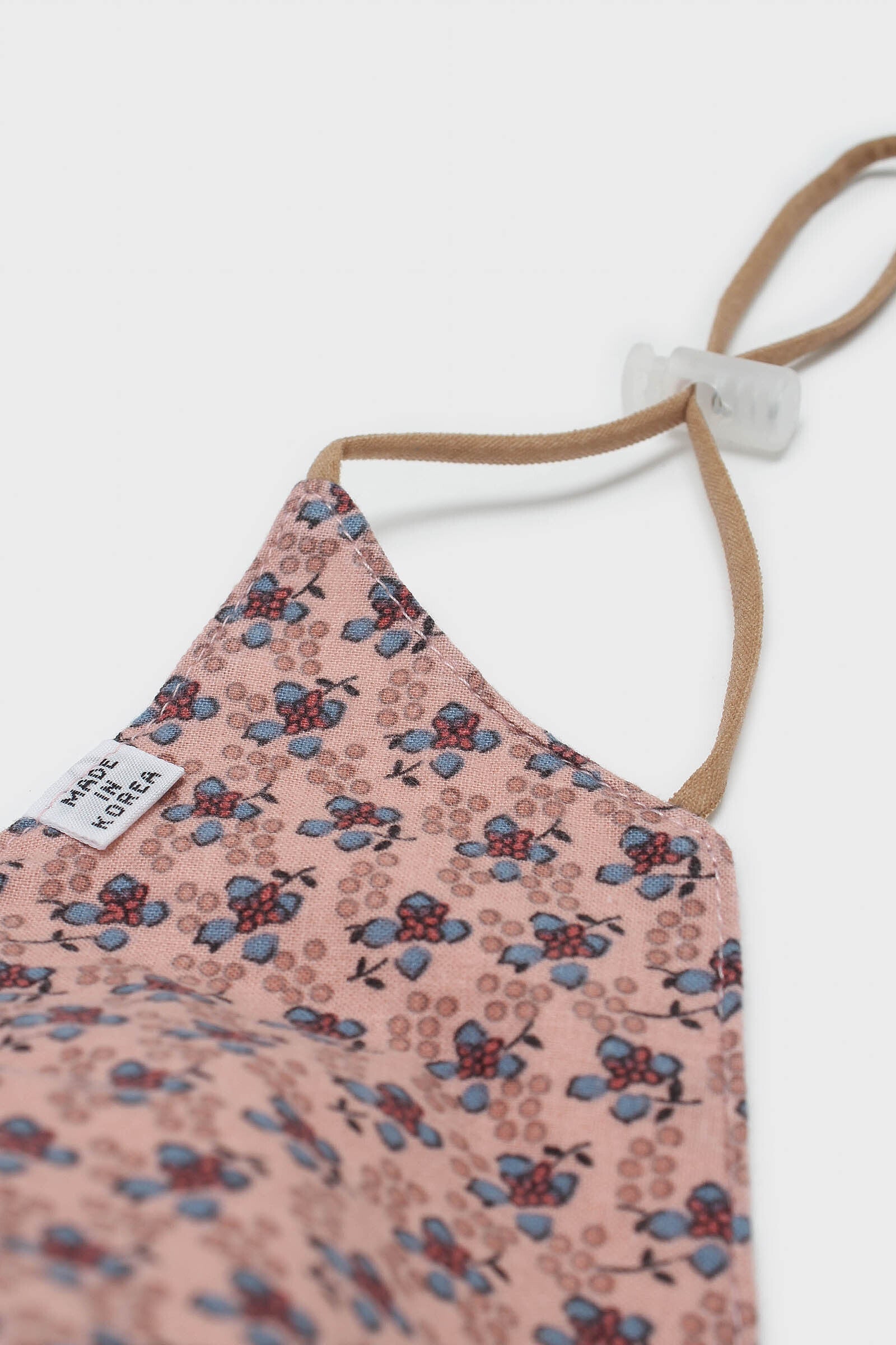 Peach daisy floral face mask_1