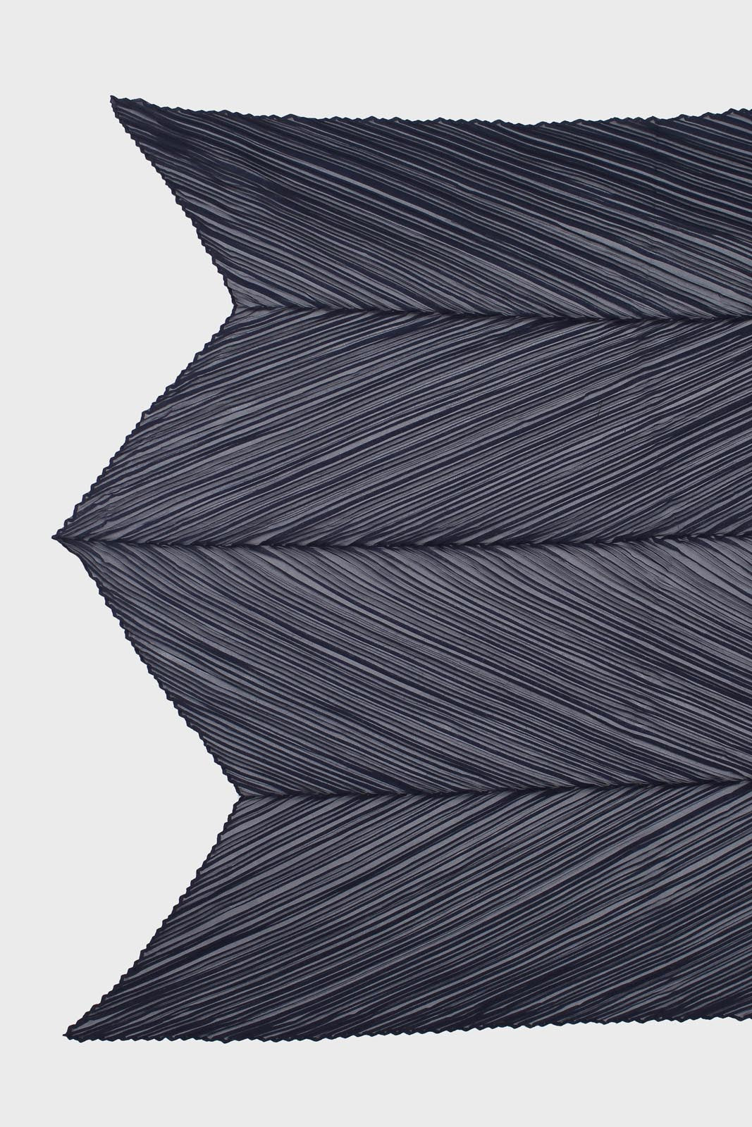 Navy micro pleat scarf_4