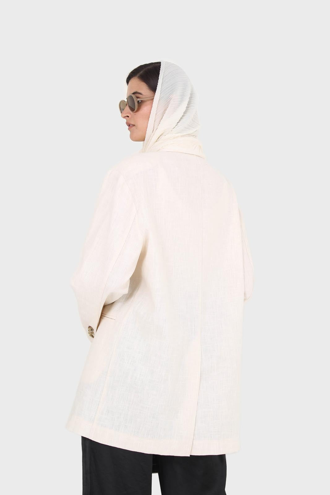 Oatmeal tortoise shell button casual linen blazer_2