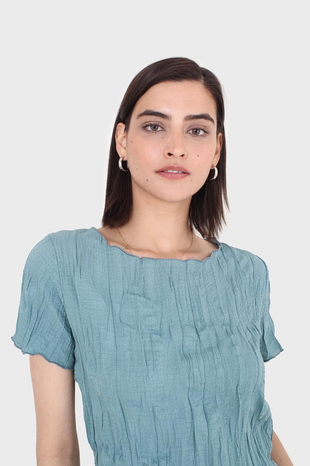Teal wrinkled short sleeved tee_6