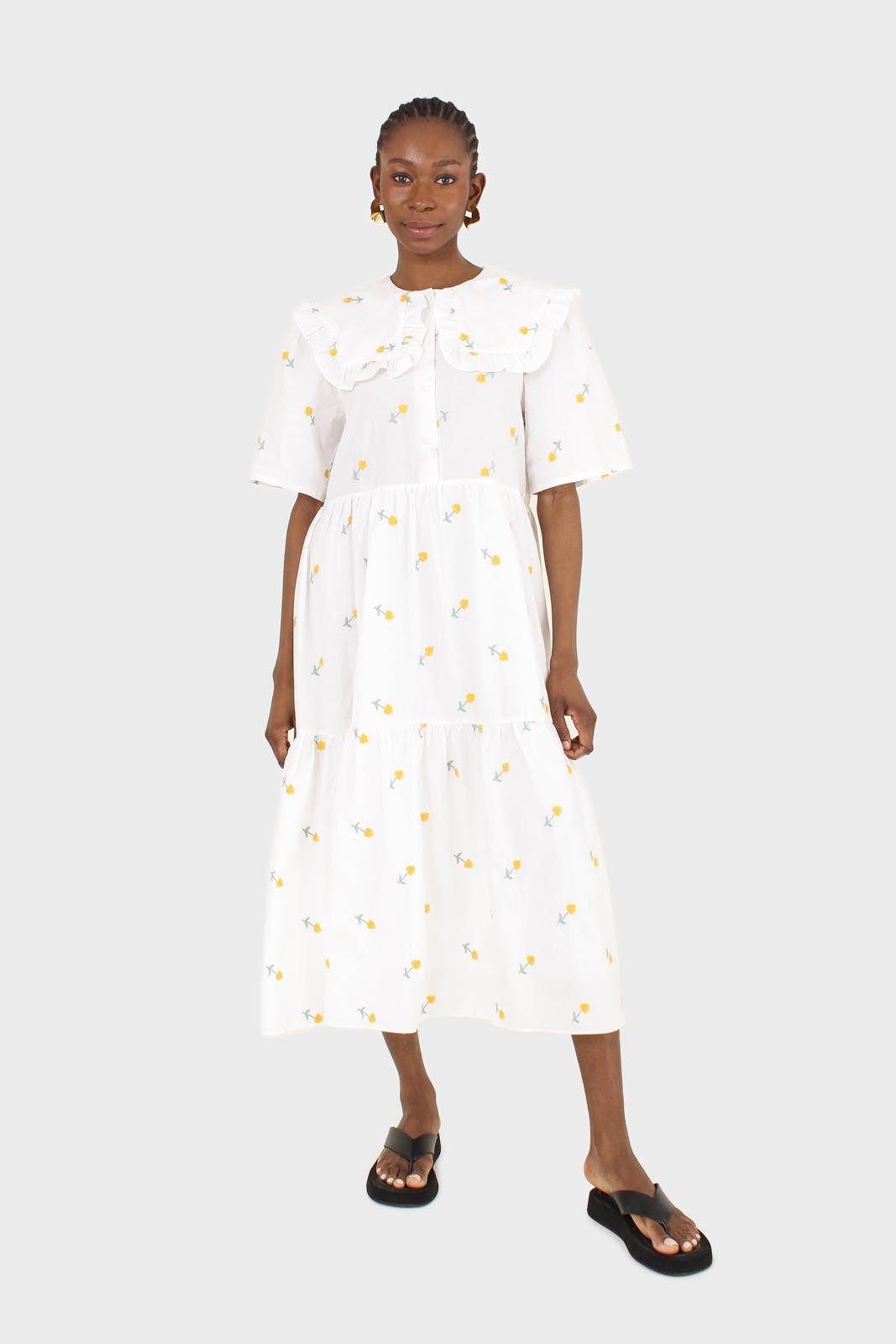 White floral embroidery giant collar dress_1