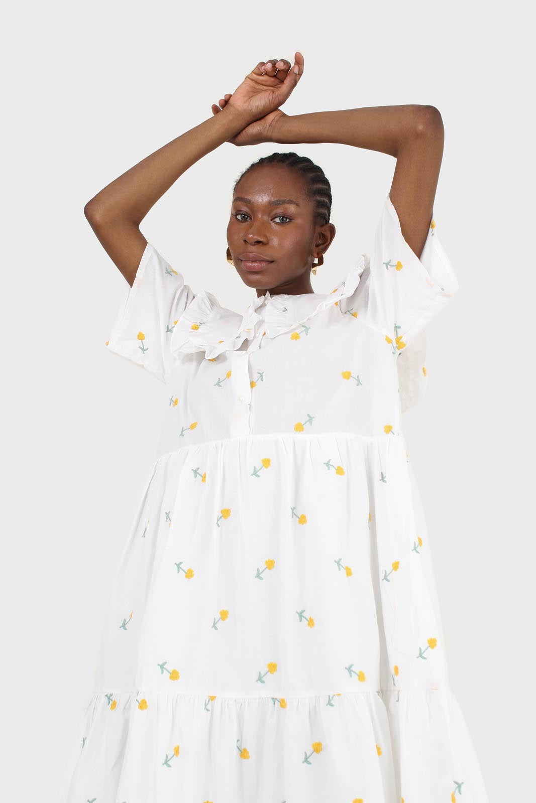 White floral embroidery giant collar dress_9