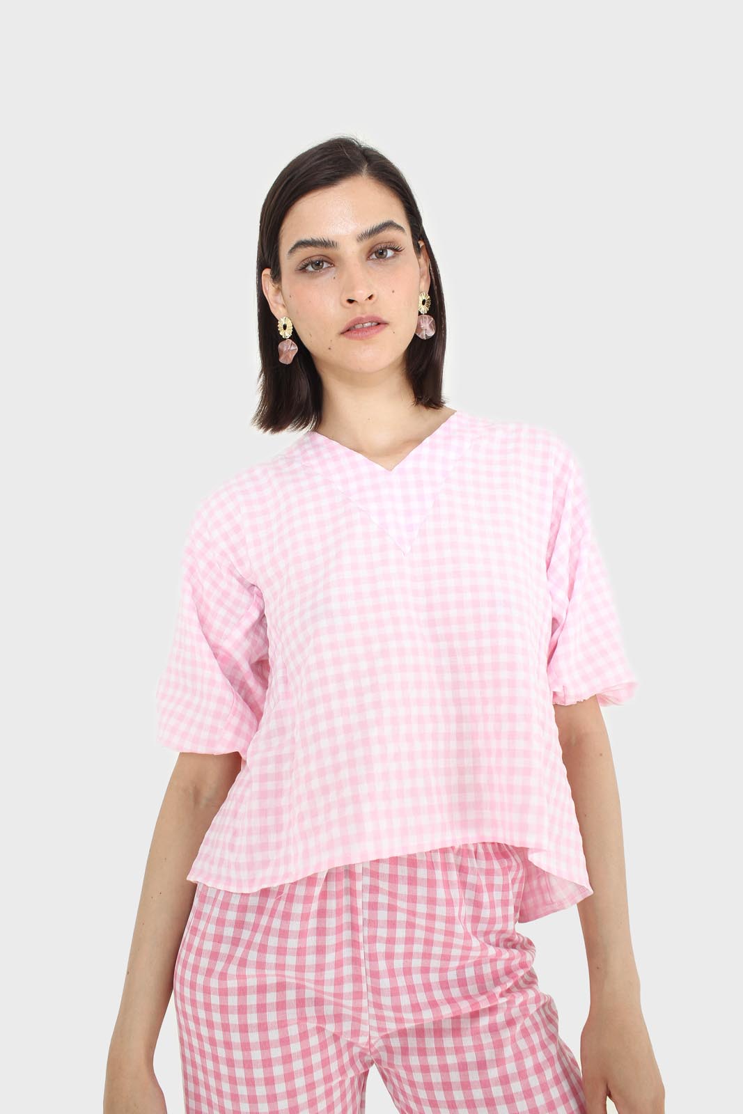 Pink gingham tie back puff sleeved top_9