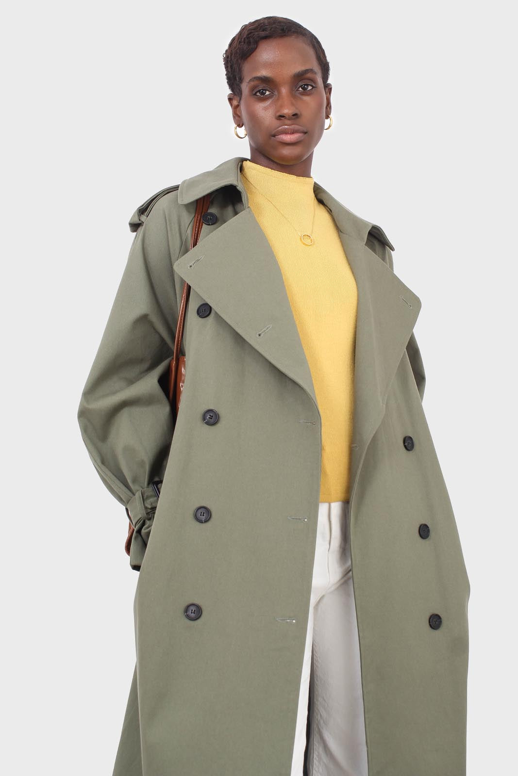 Khaki classic double breasted trench coat_4
