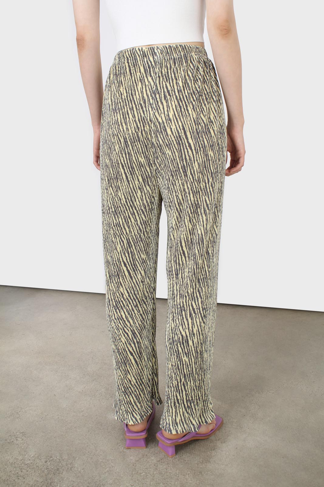 Yellow and grey zebra micro pleated trousers_2