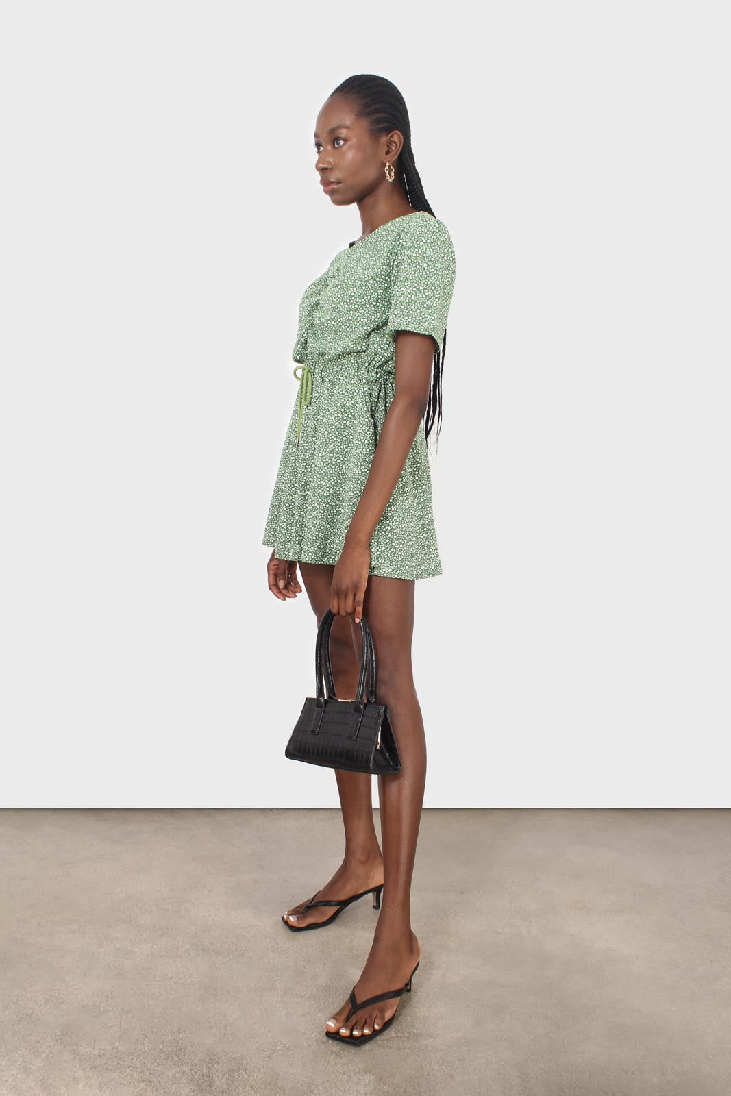 Green and white floral print tie waist romper_7