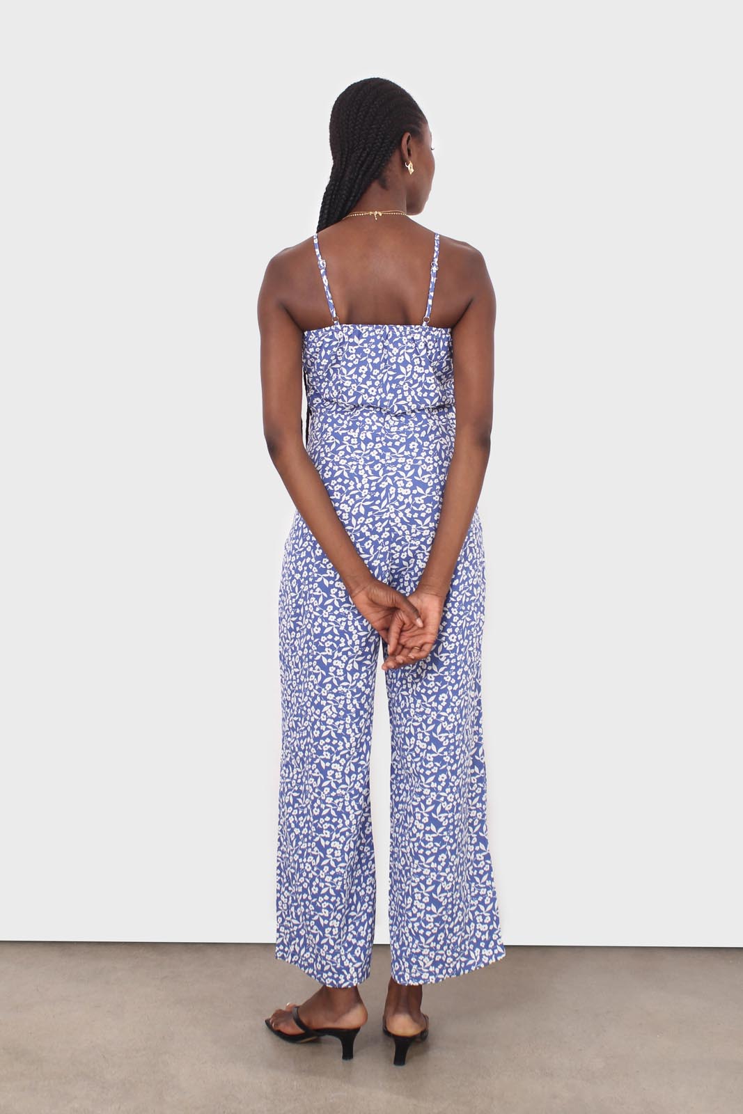 Blue and white graphic floral ruched bodice jumpsuit_5