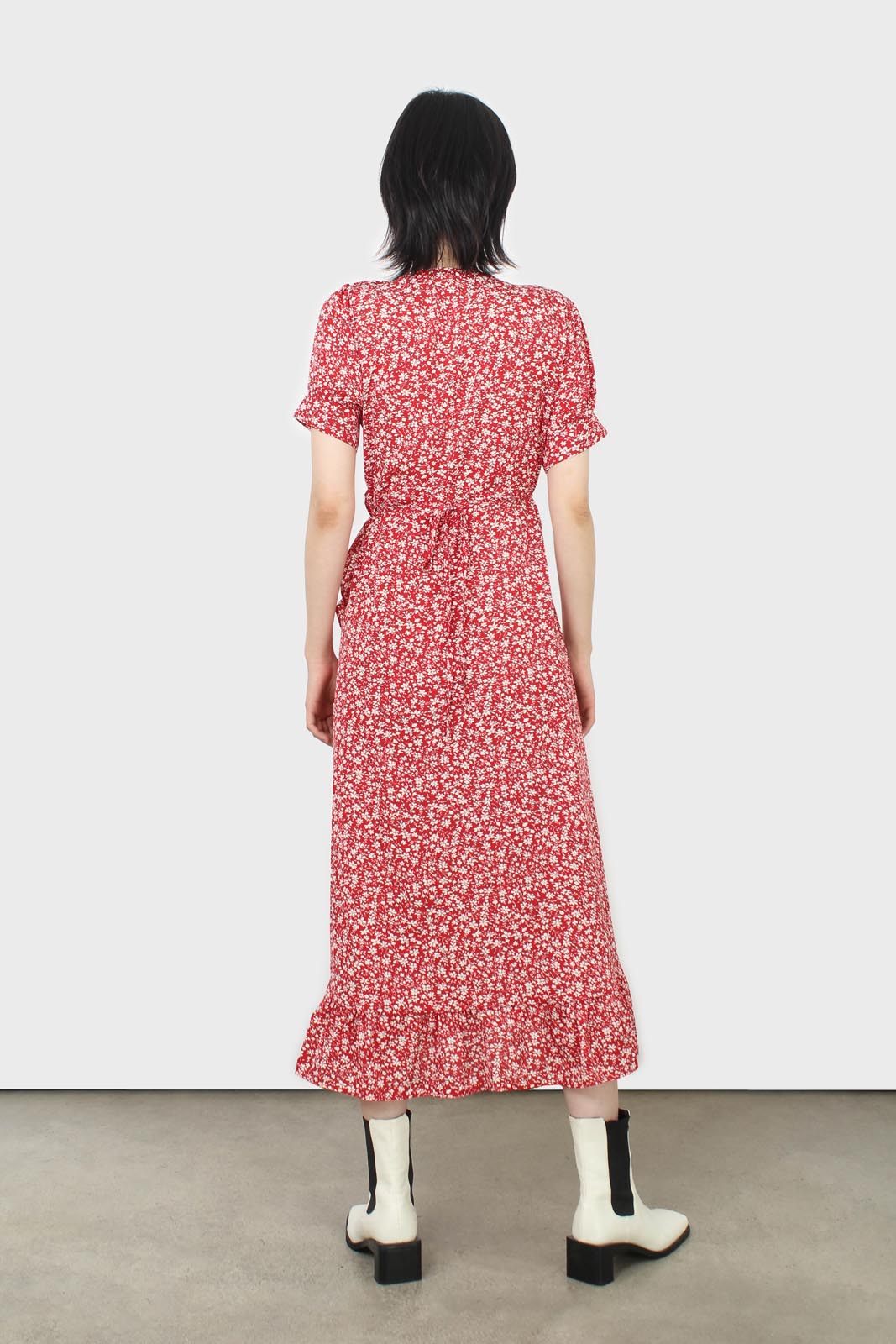 Red and white tiny floral wrap ruffle midi dress_5