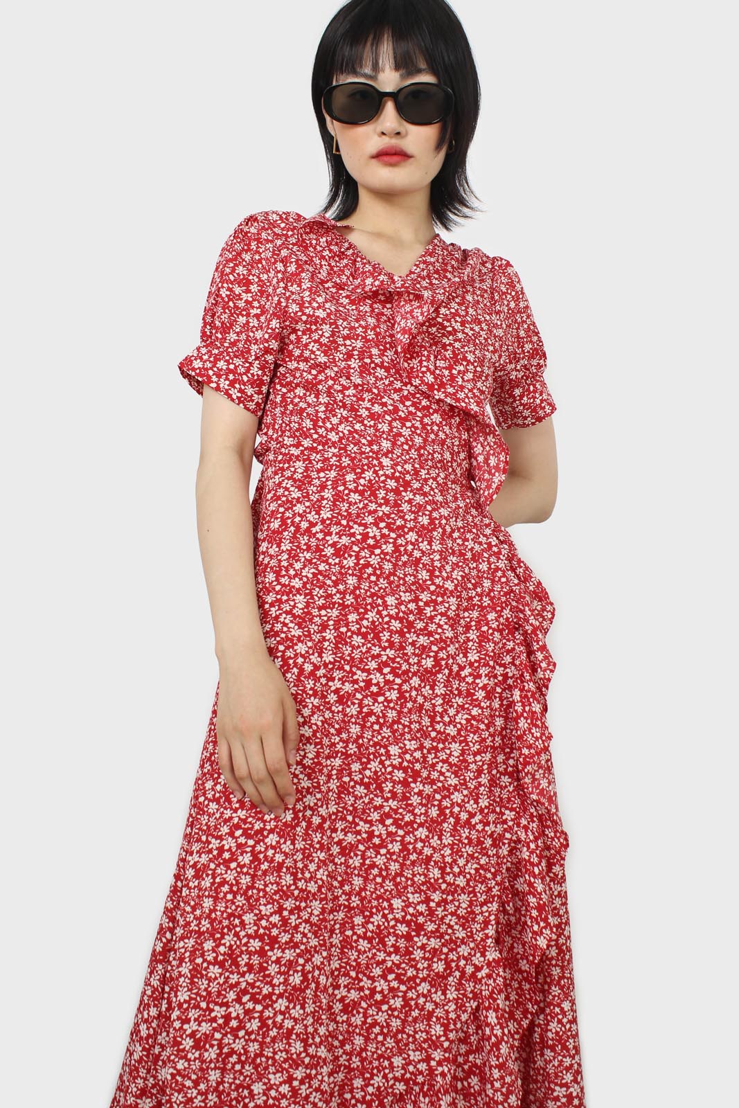 Red and white tiny floral wrap ruffle midi dress_9