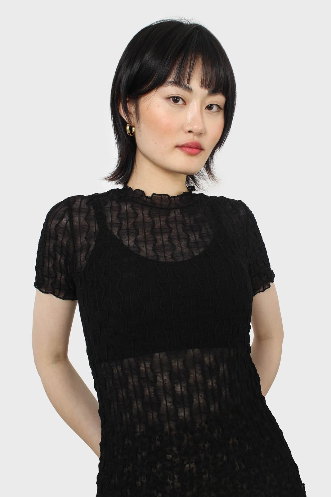 Black wave patterned semi sheer top_4