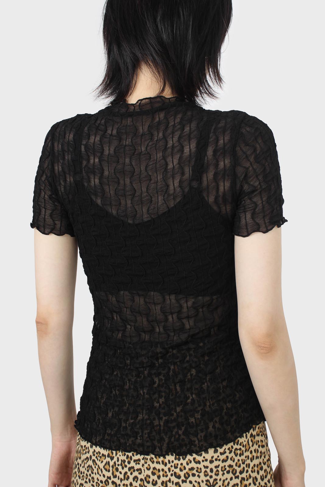 Black wave patterned semi sheer top_2