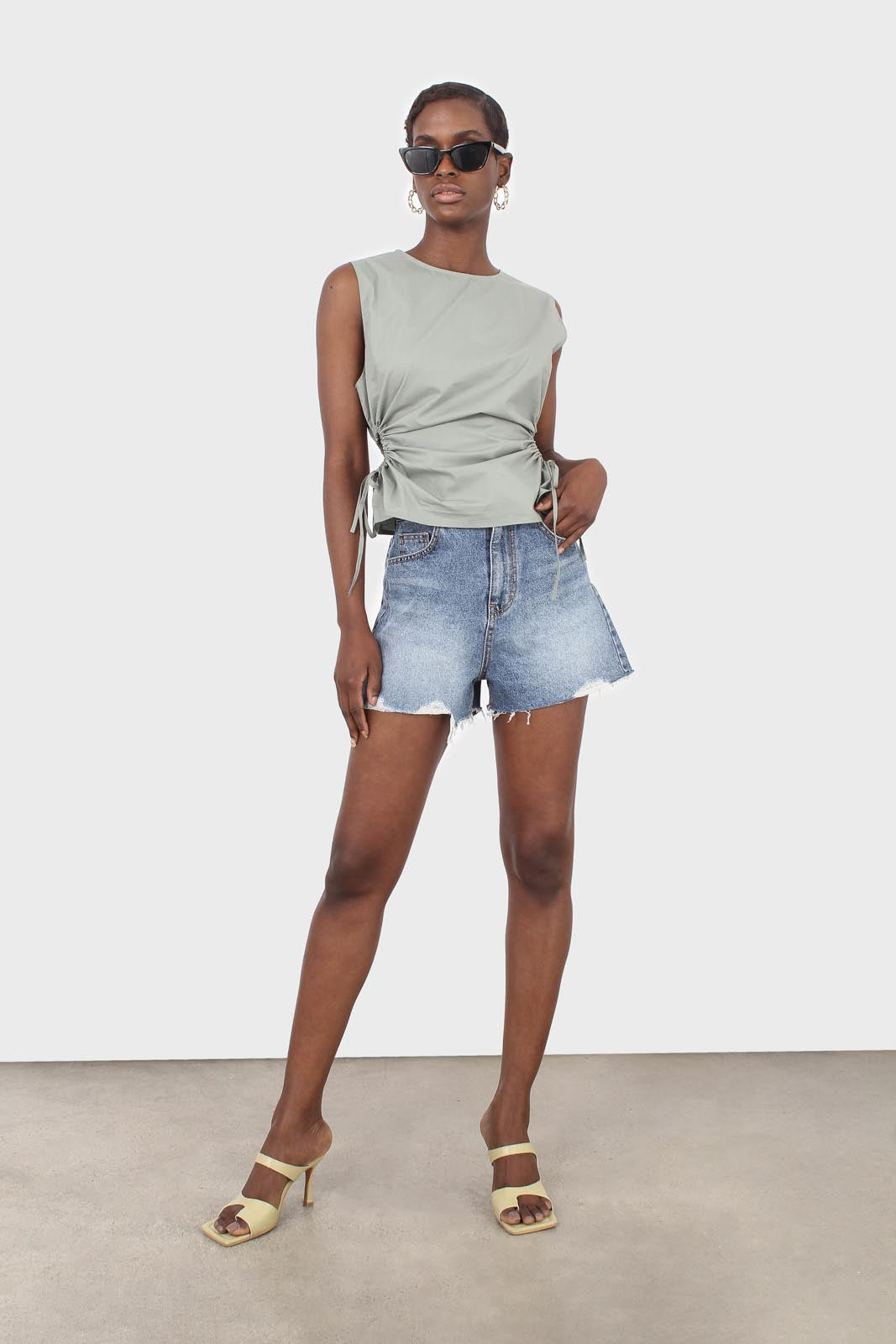 Mint ruched cutout sleeveless blouse_2