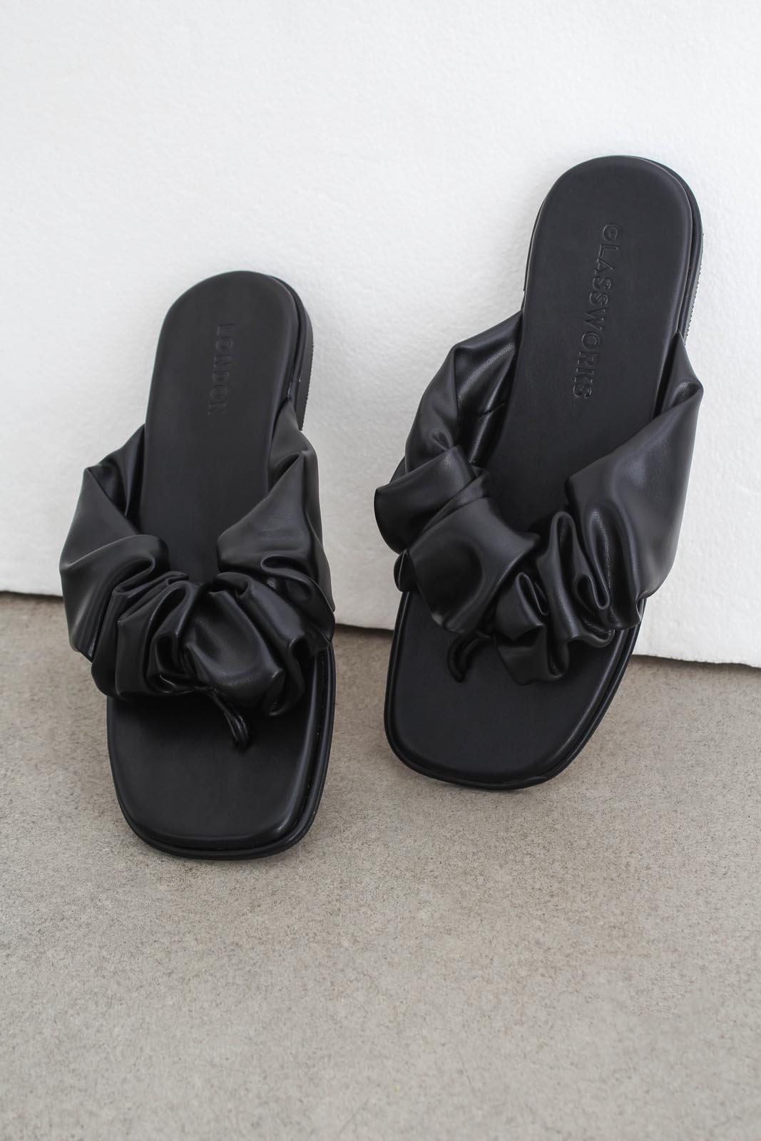 Black puffed vegan leather sliders_10