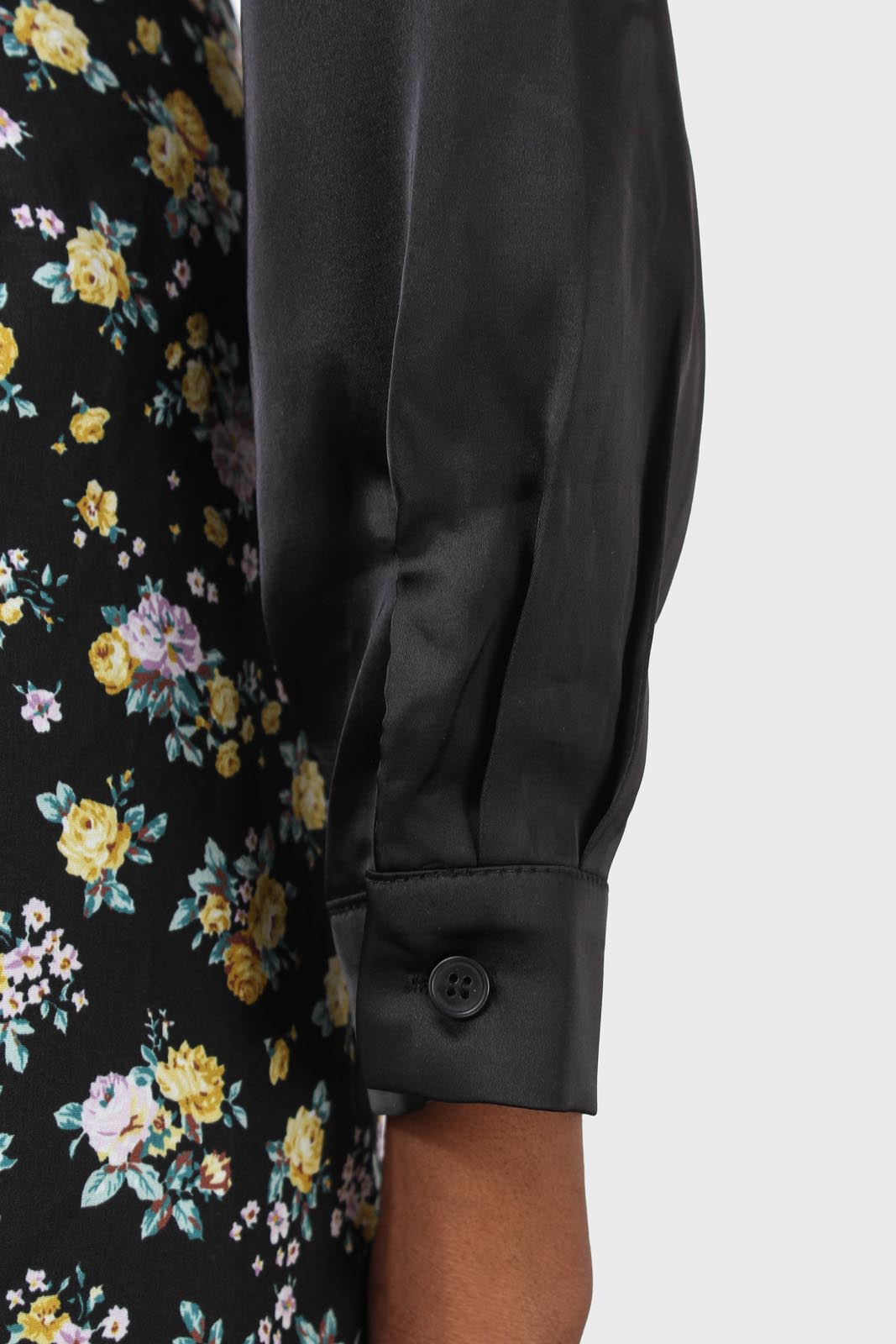 Black thick silky plunging tie front shirt_4