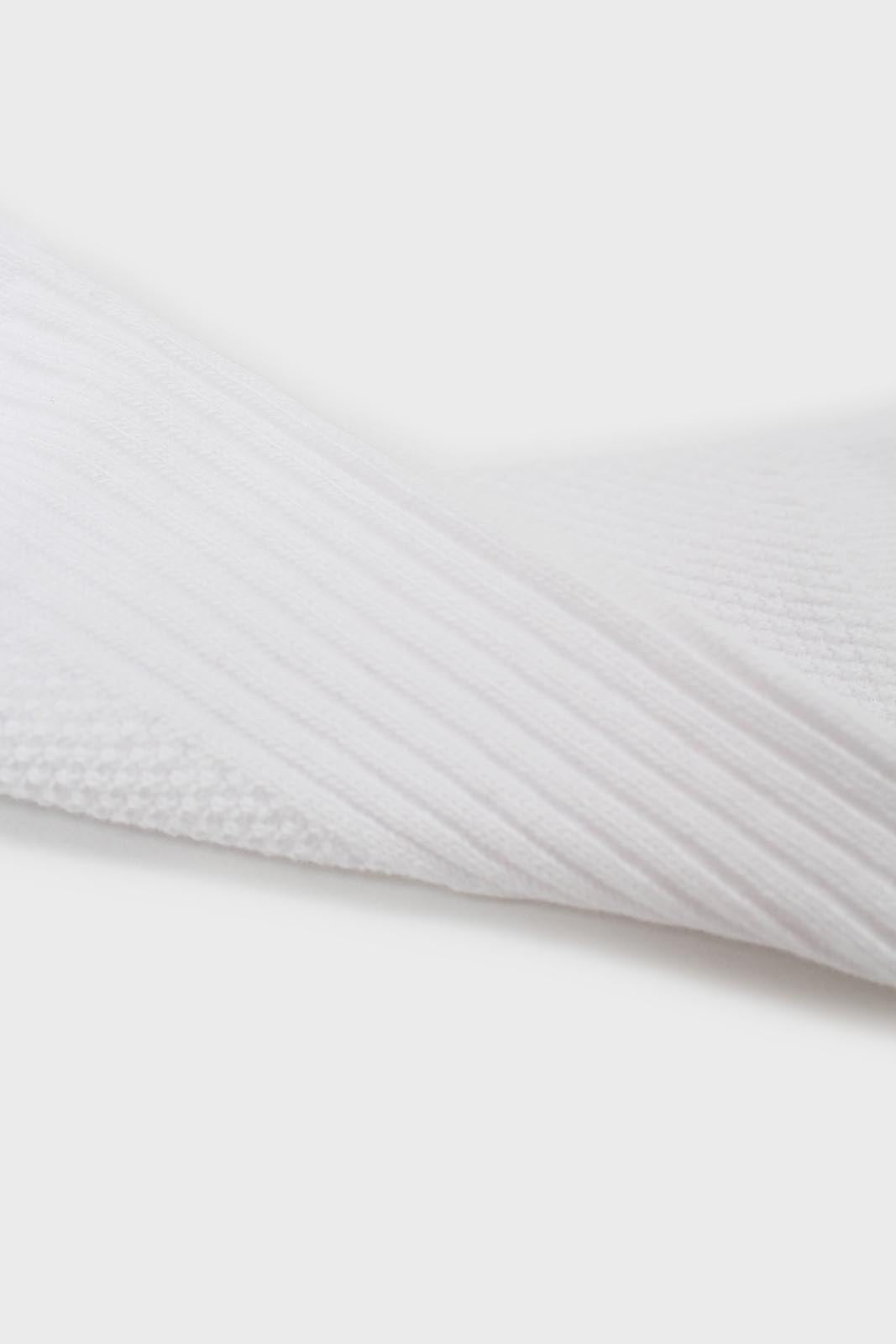 White texture ribbed ankle socks_2