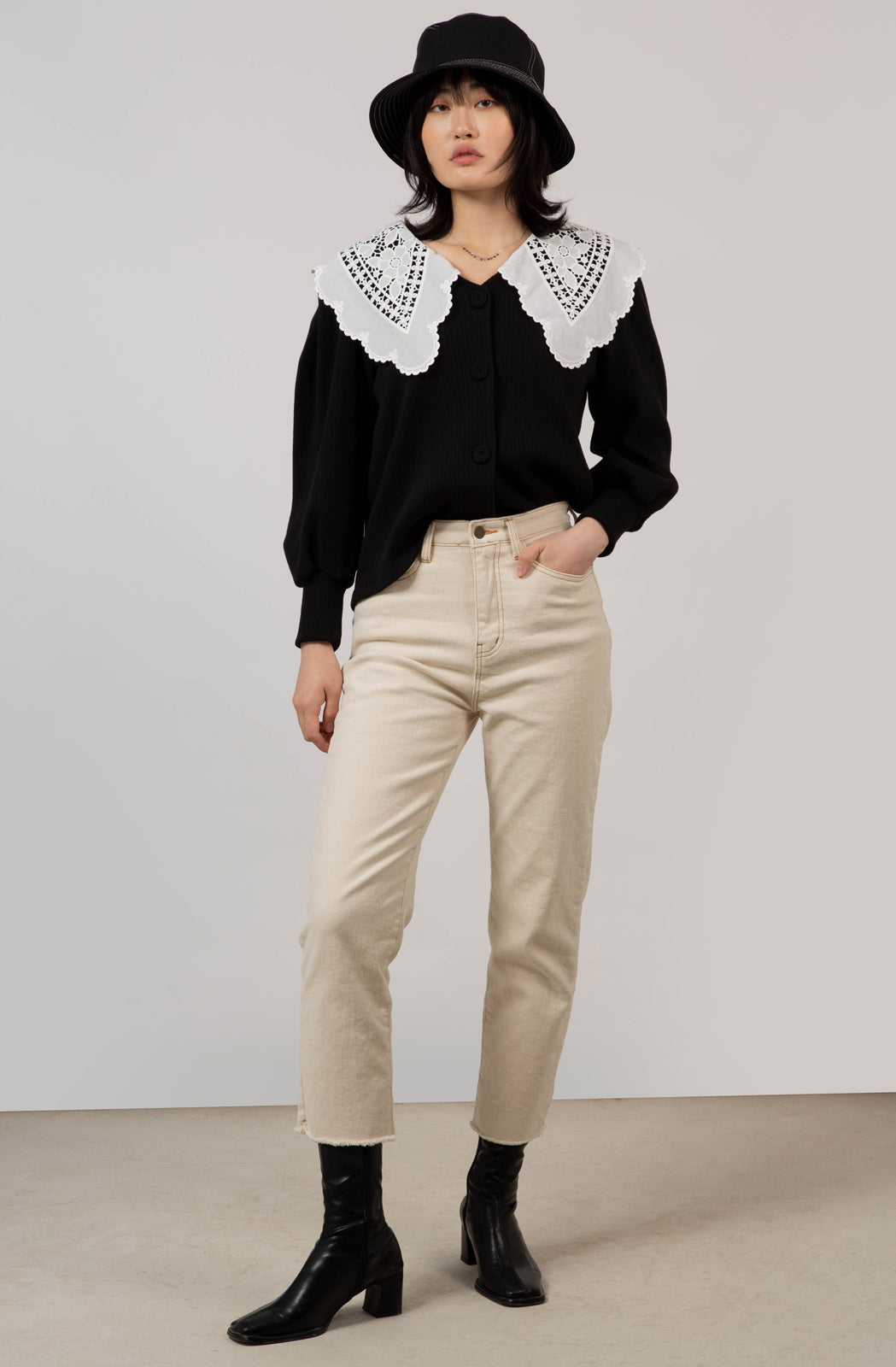 Ivory and beige contrast stitch jeans - 996_4