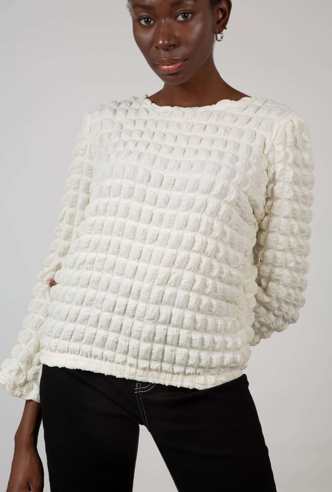 Cream textured puff long sleeved top_6