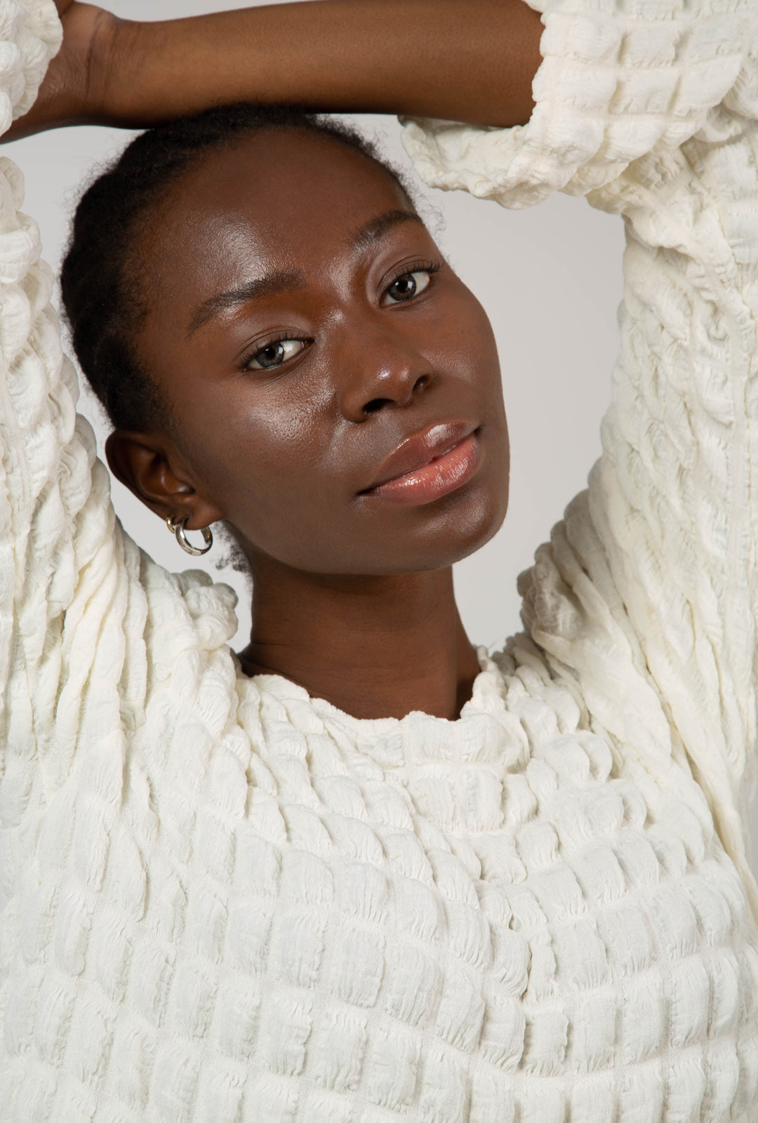 Cream textured puff long sleeved top_8