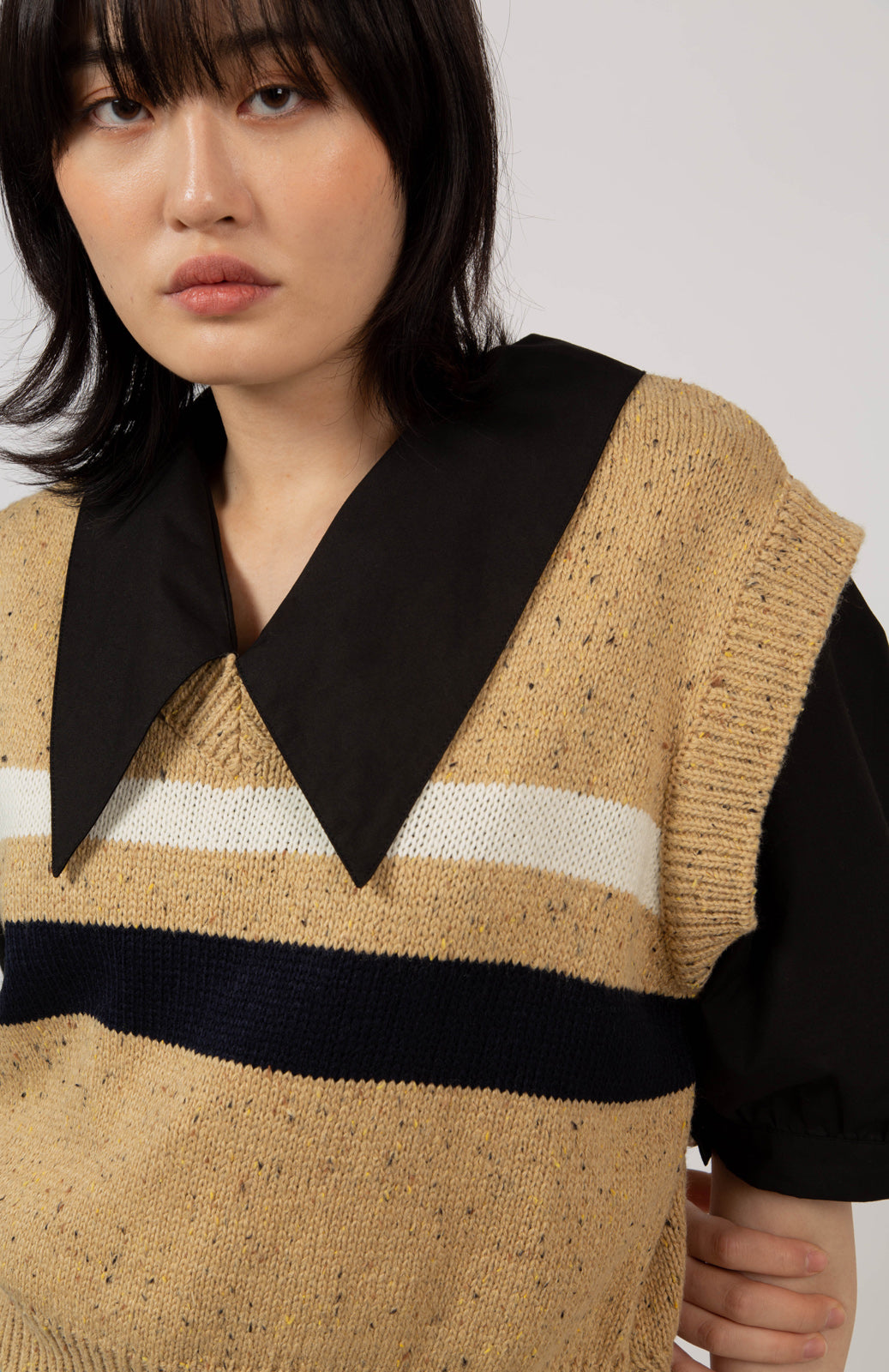 Mustard double stripe flecked knit vest_4
