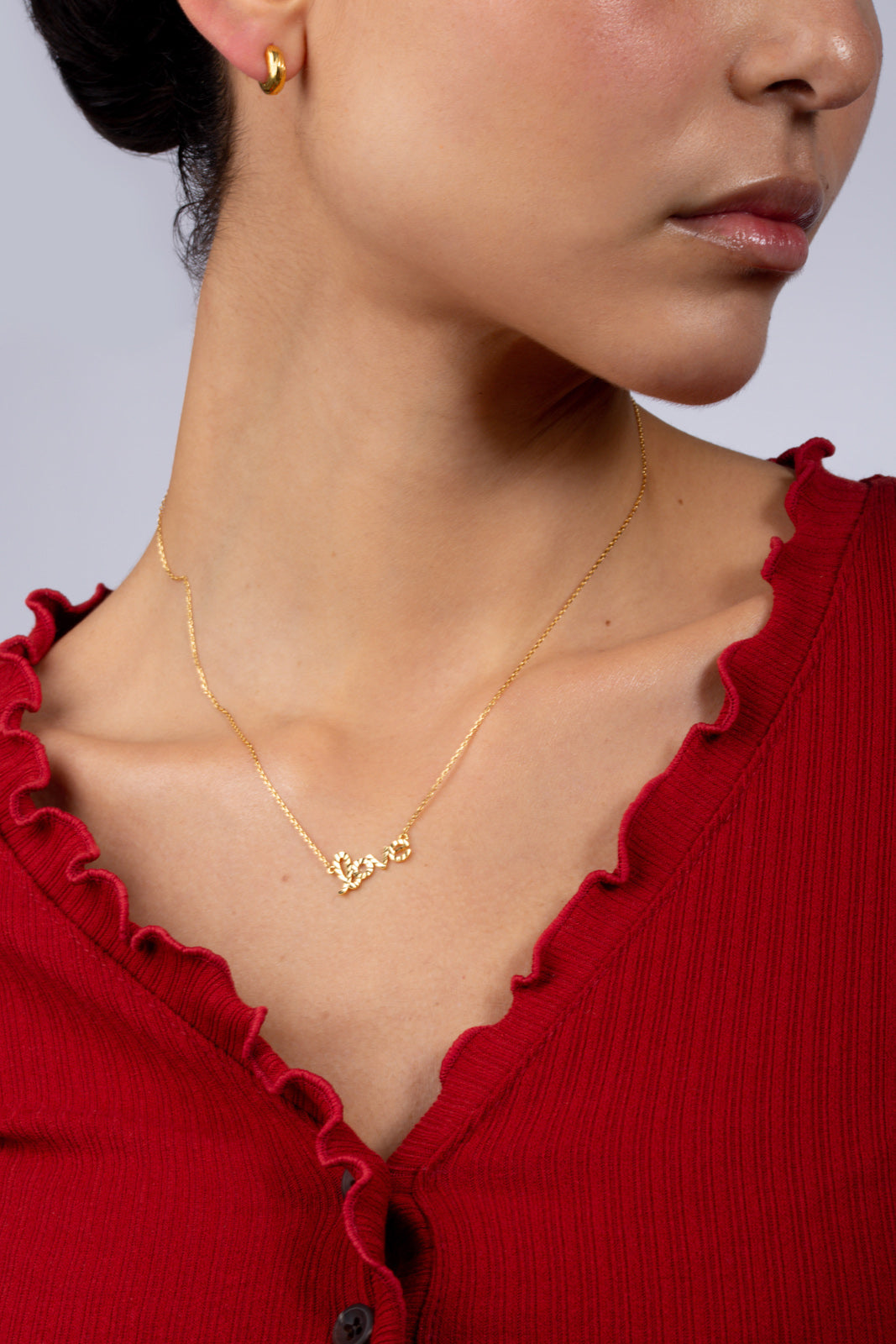 Gold charm necklace - hammered love_4