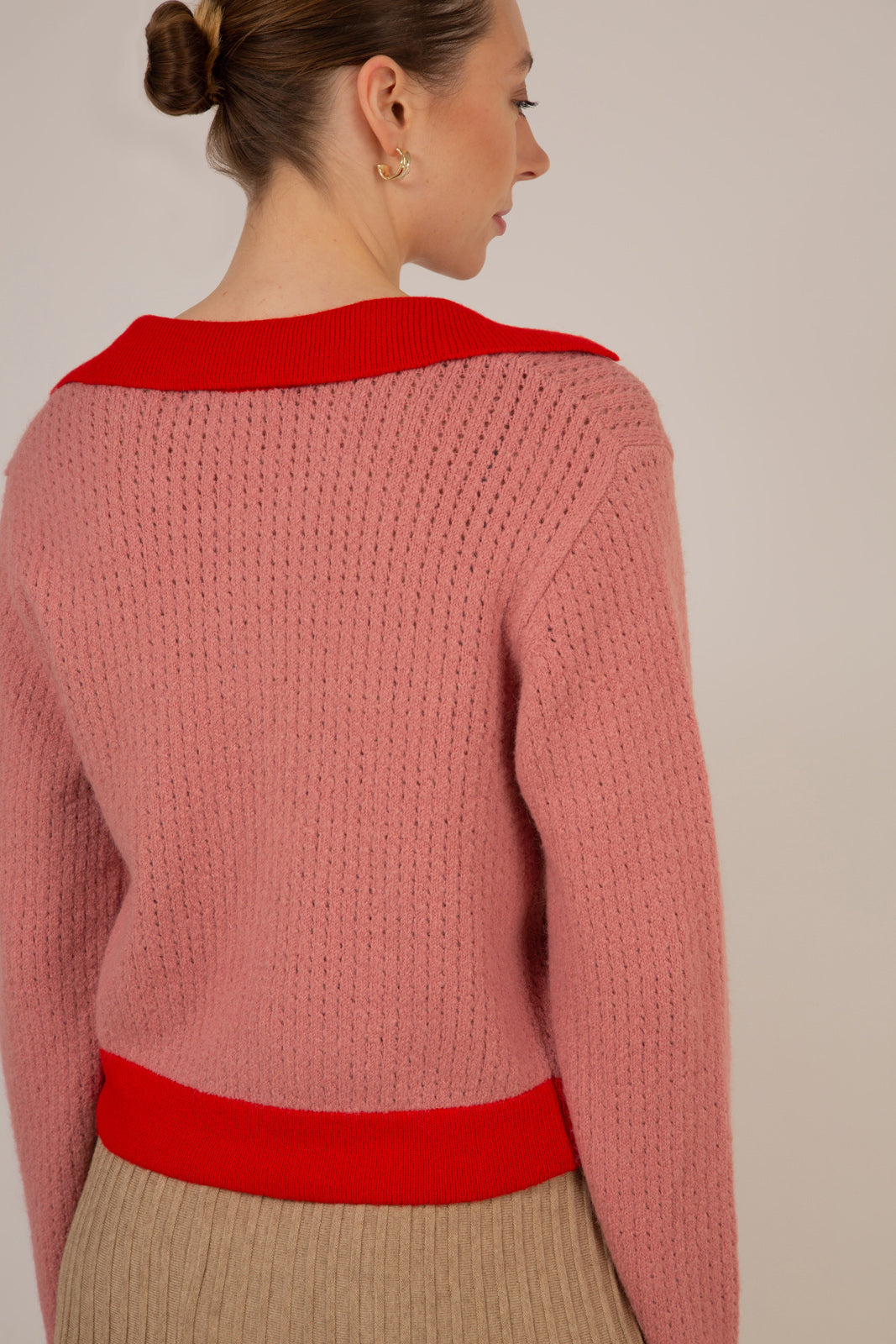 Dusty pink wool blend red trimmed cardigan_7