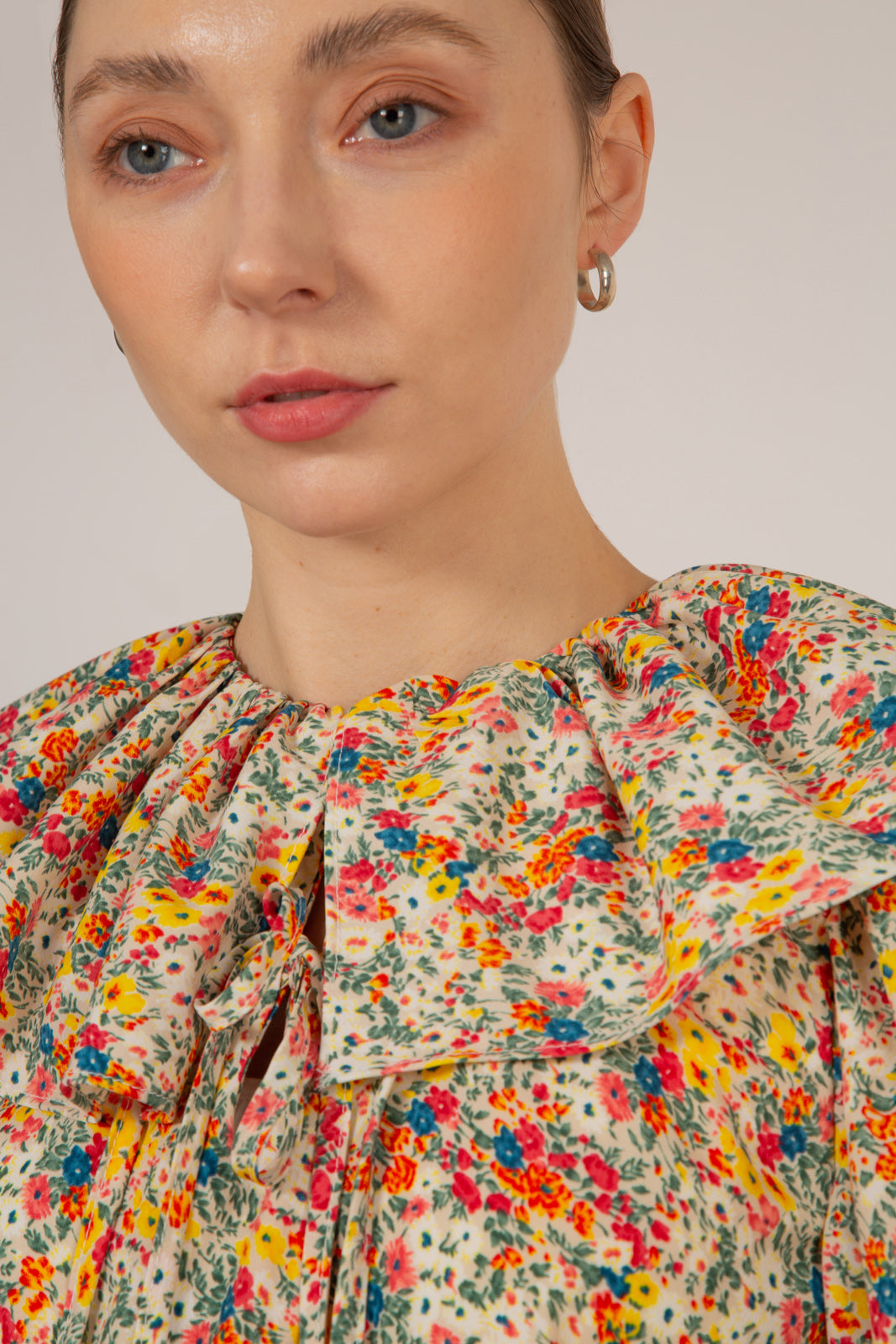 Ivory bold floral print blouse_8