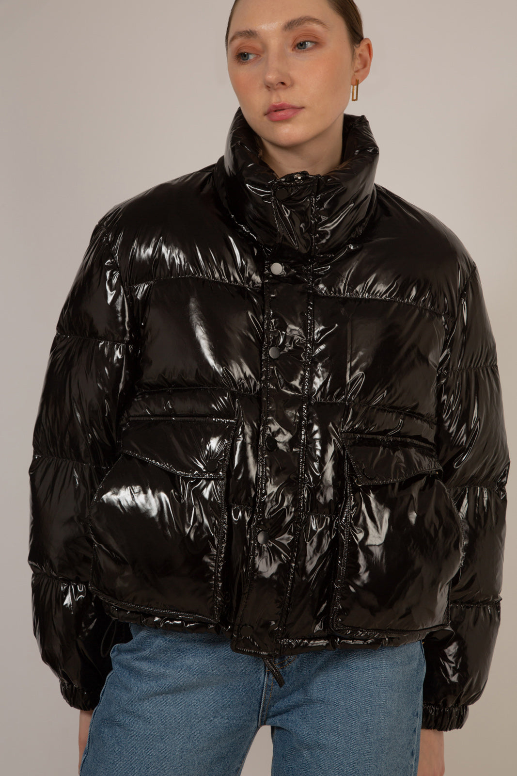 Black shiny down puffer jacket_7