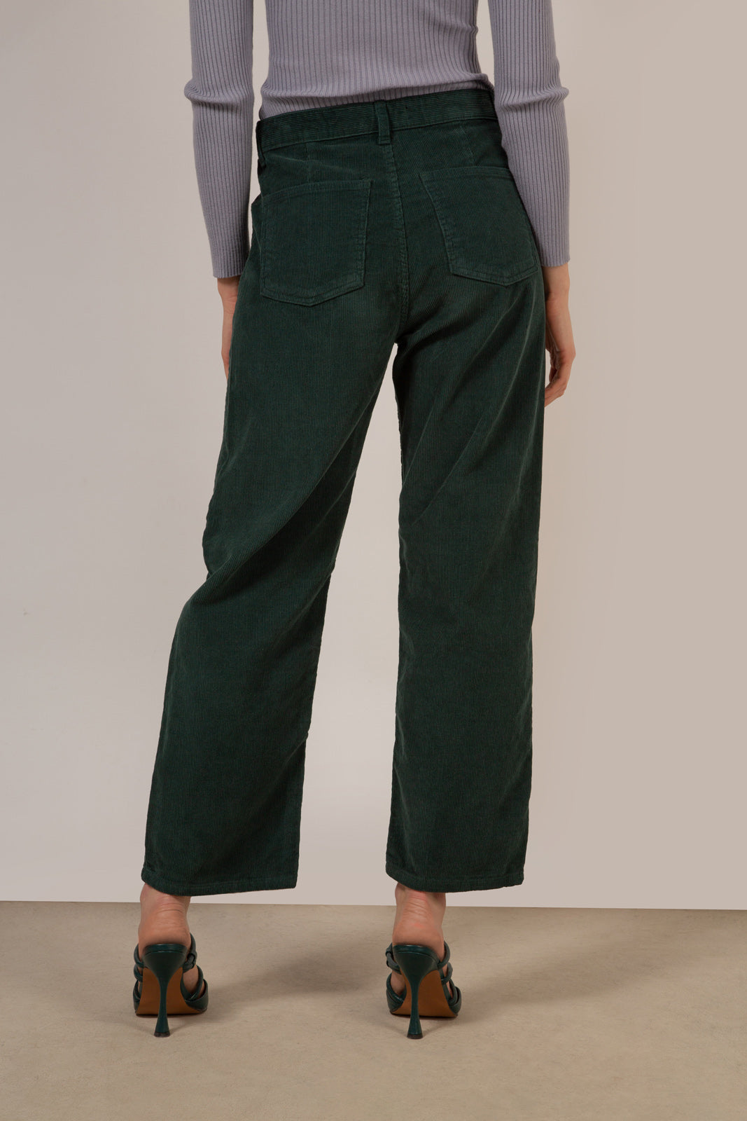 Green corduroy button waist trousers_7
