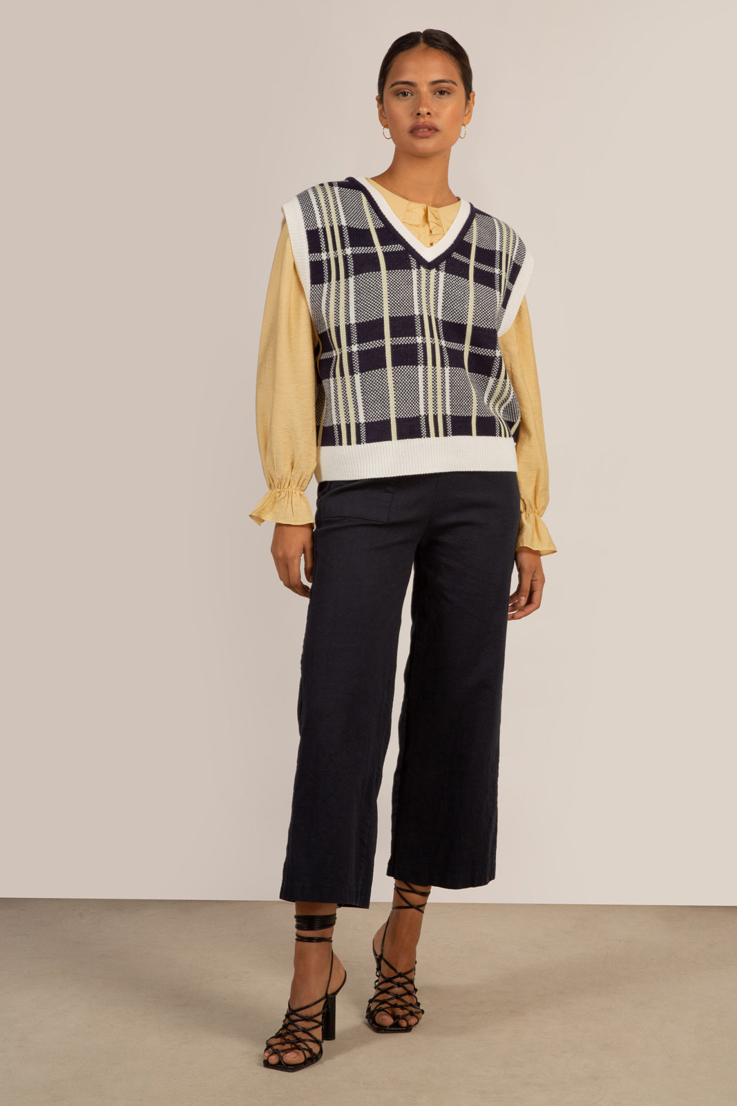 Navy and yellow checked vest_5