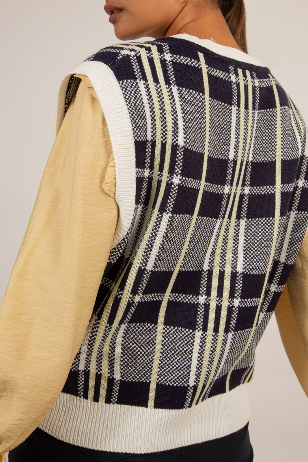 Navy and yellow checked vest_9
