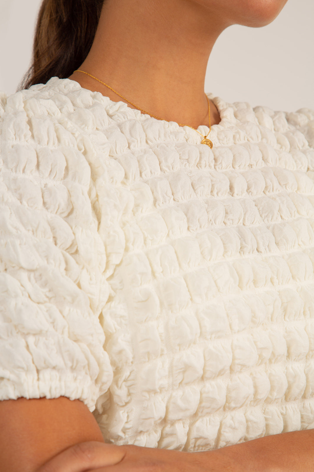 Cream textured puff short sleeved top_9