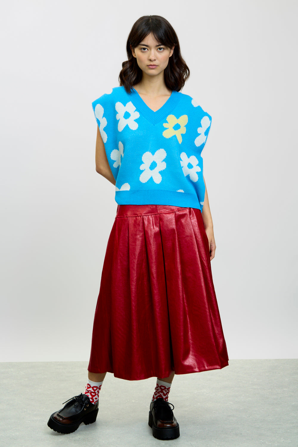 Aqua white and yellow graphic floral sweater vest_4