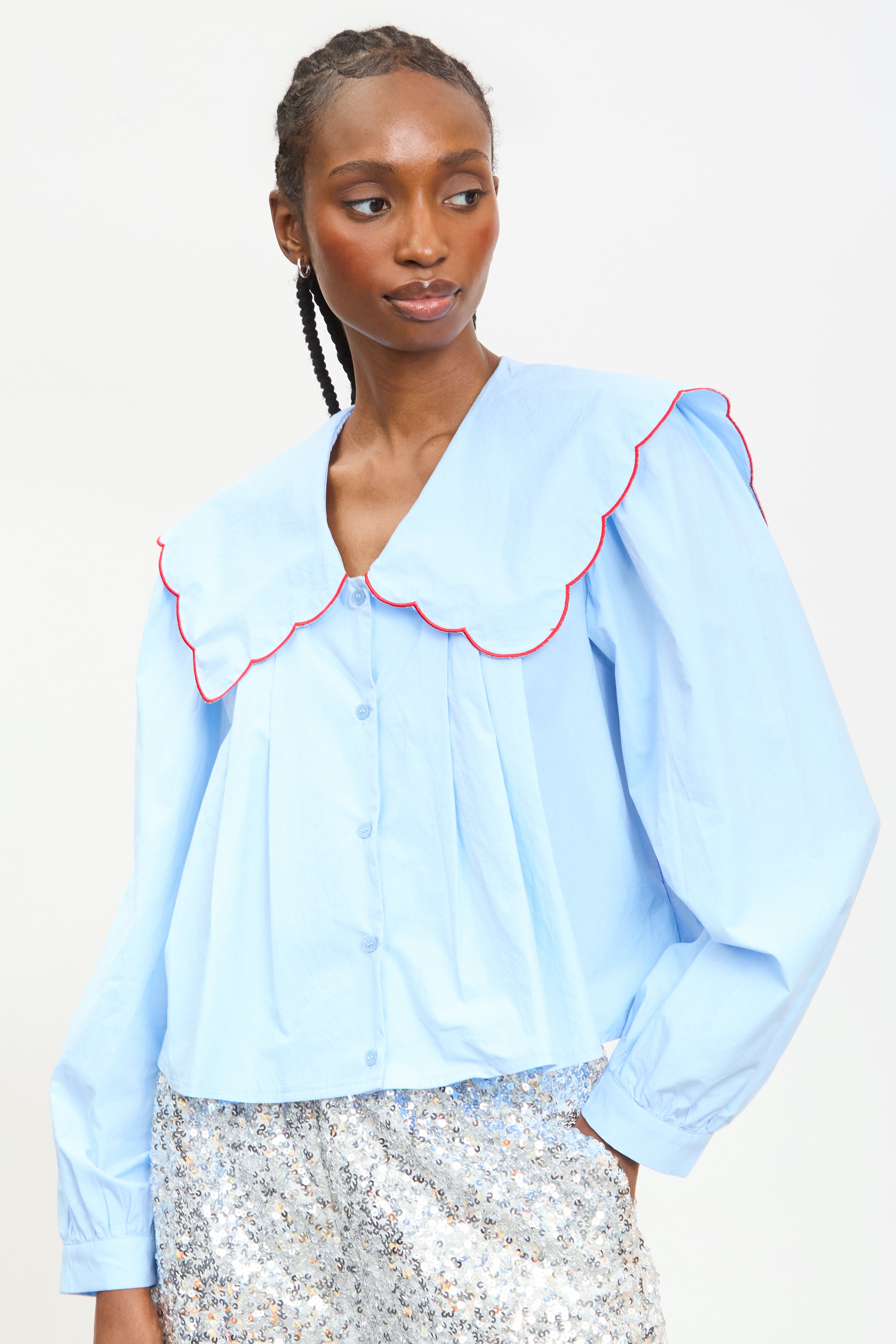 Baby blue contrast trim scalloped giant collar shirt_1
