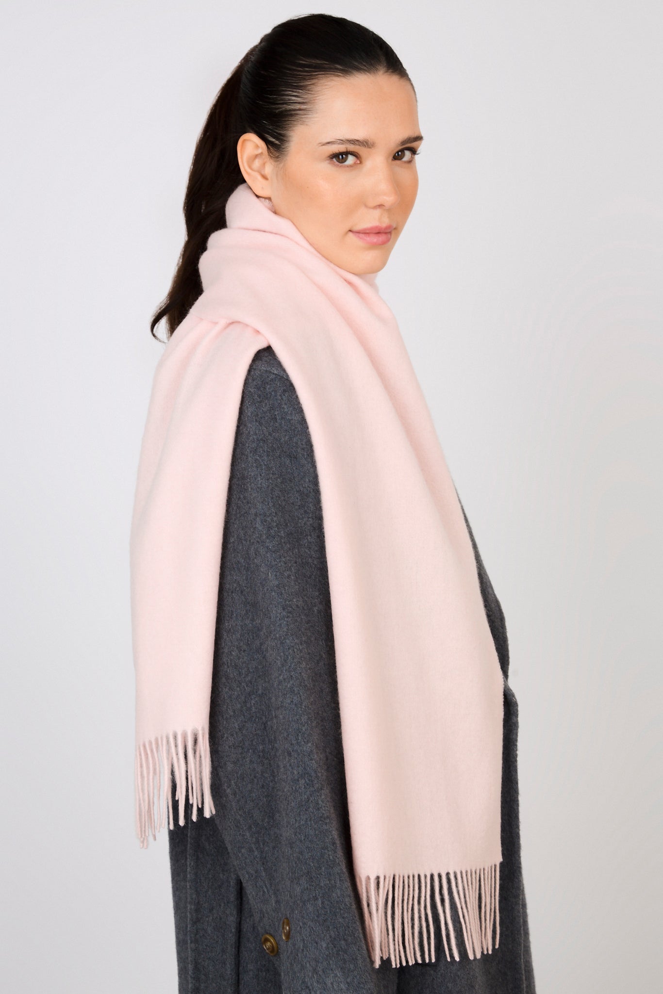 Baby pink pure wool classic scarf_4