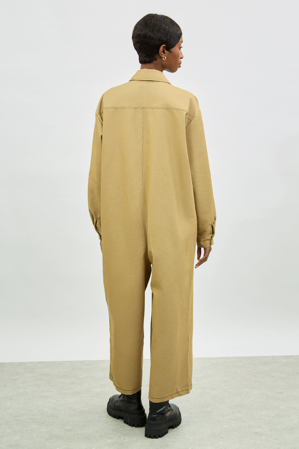 Beige and black contrast stitch boiler suit_2