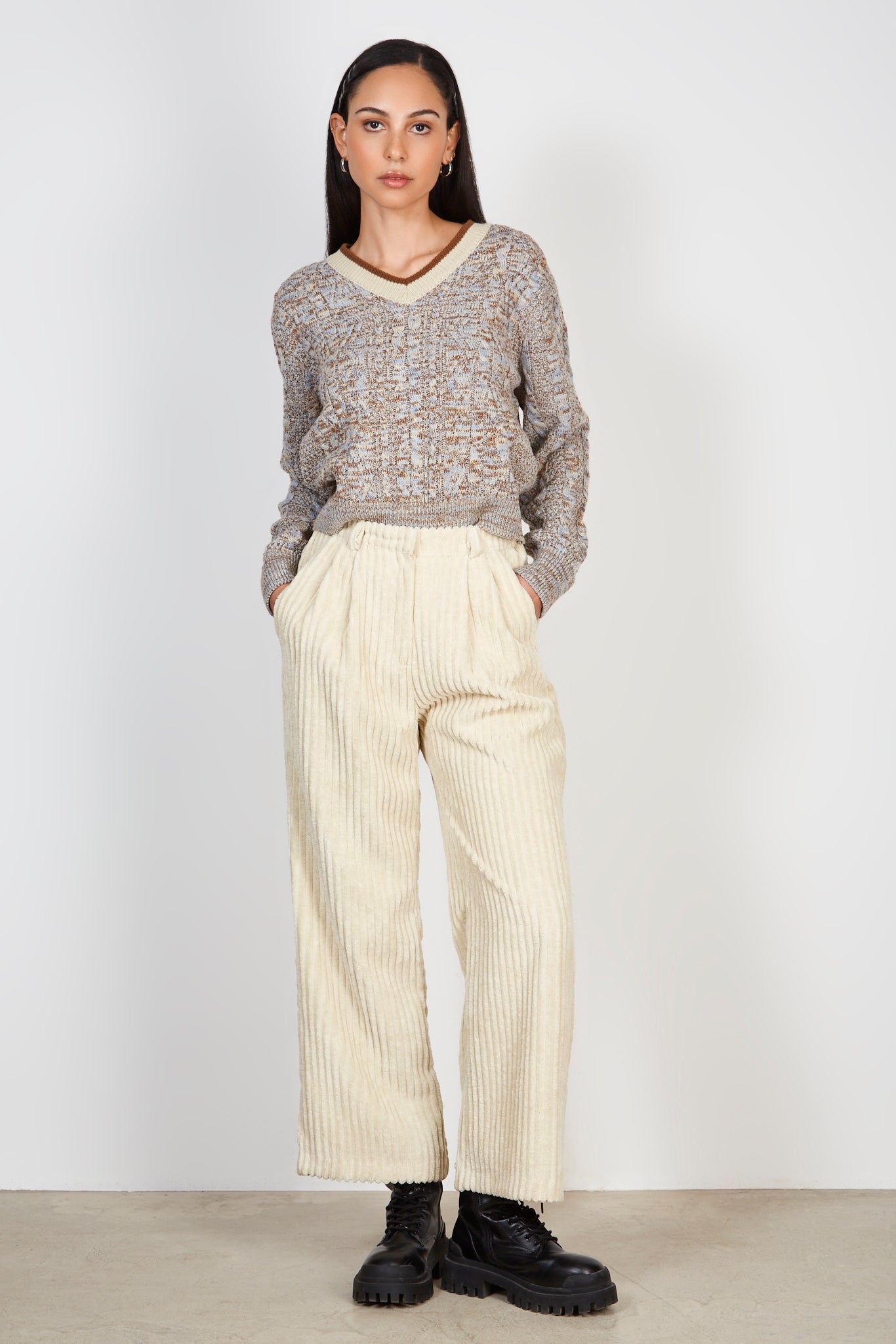 Beige giant rib corduroys_3