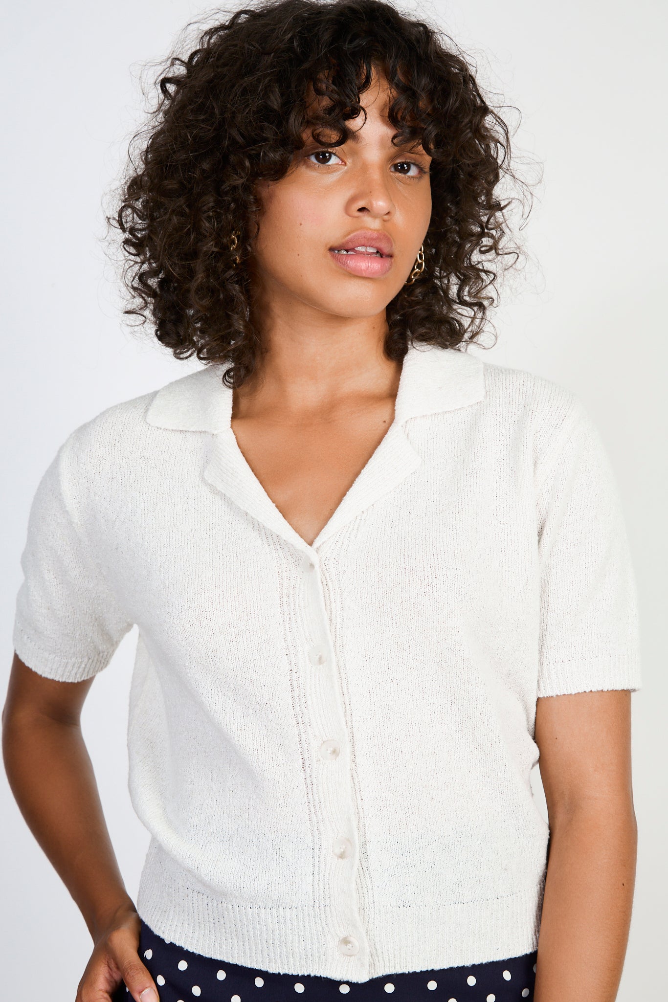 Beige linen blend collared cardigan_1