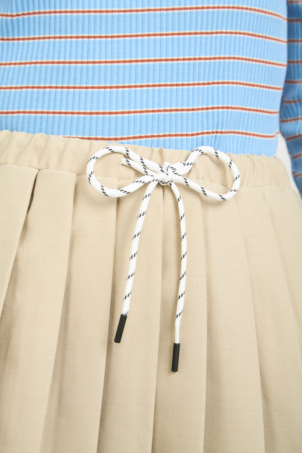 Beige pleated contrast drawstring mini skirt_3