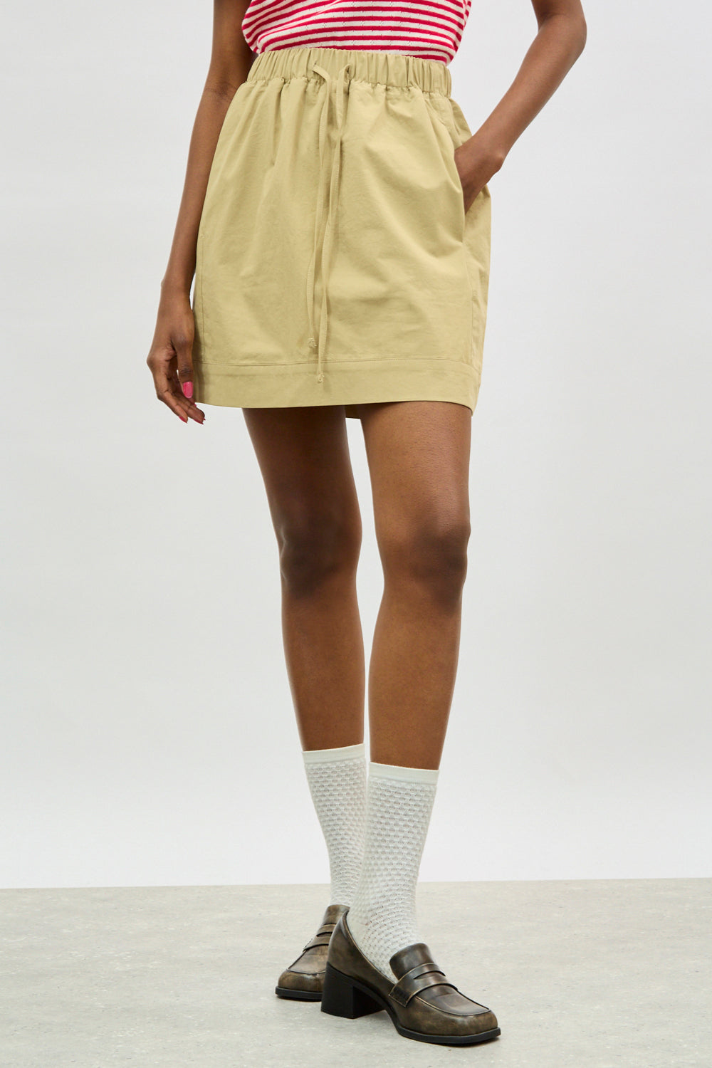 Beige ruched tie waist mini skirt_1