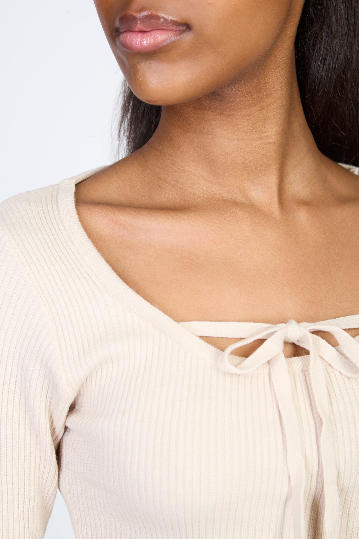 Beige tie neck ribbed knit top_3