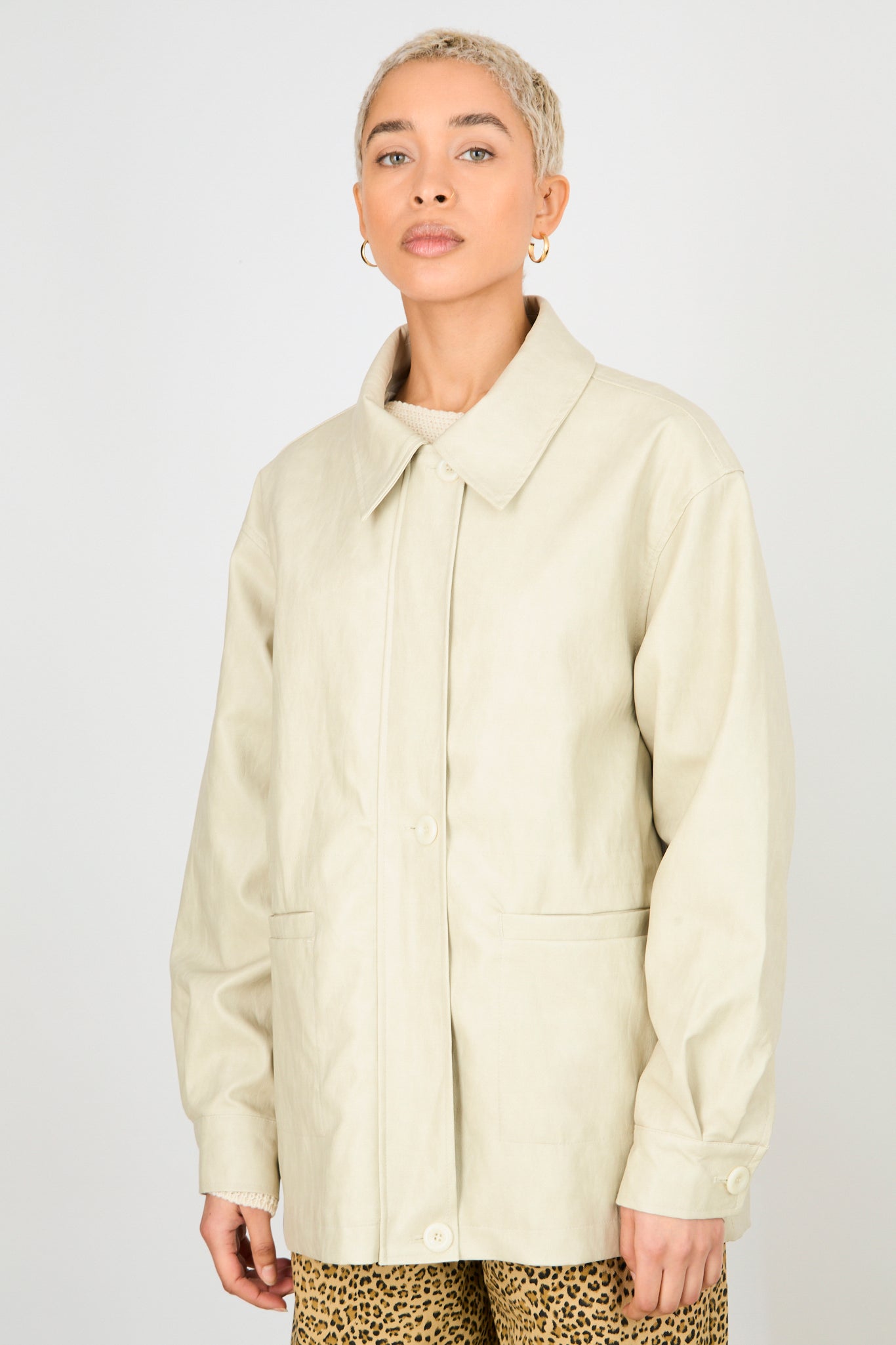 Beige vegan leather cinch waist jacket_1