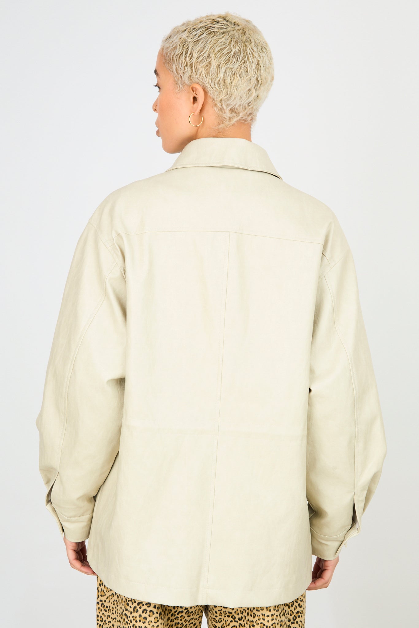 Beige vegan leather cinch waist jacket_2