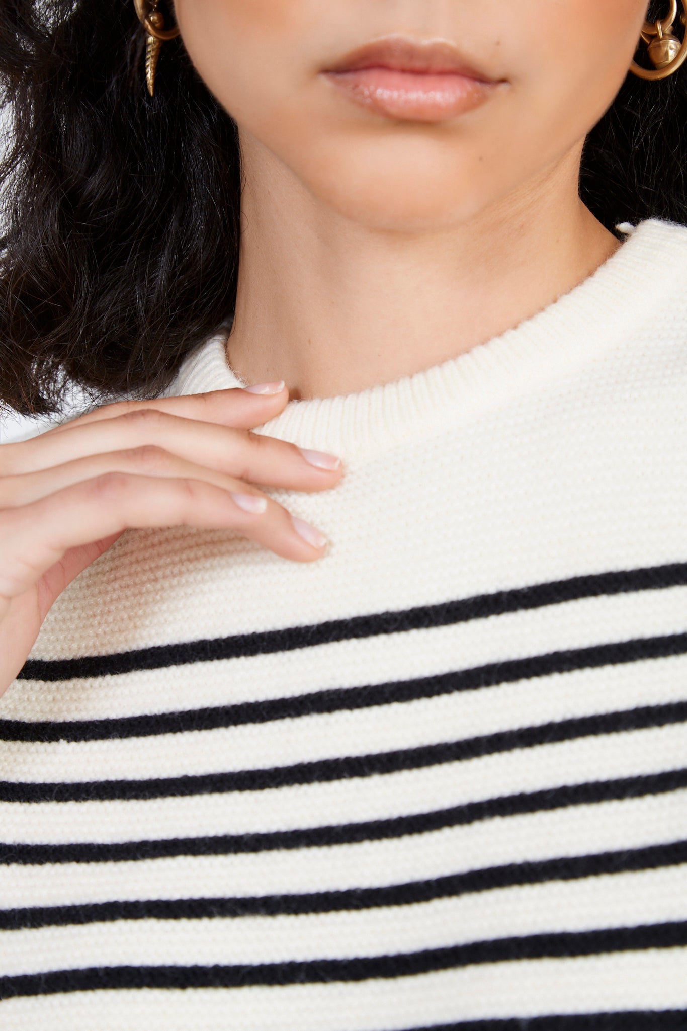 Beige and black striped knit tee_5