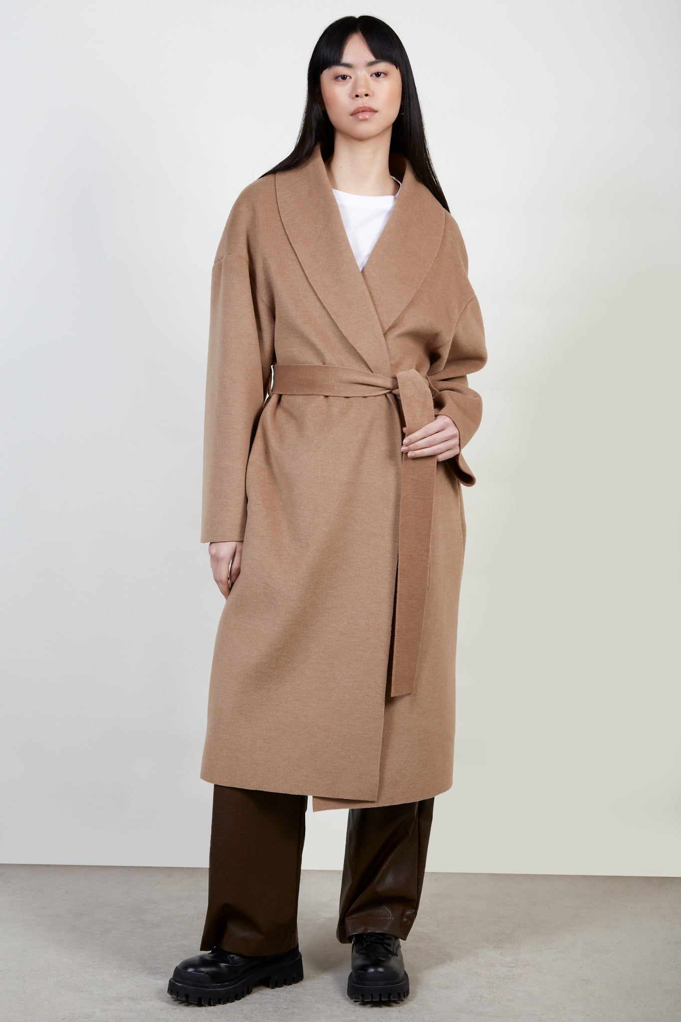Beige felted wool blend shawl coat_5
