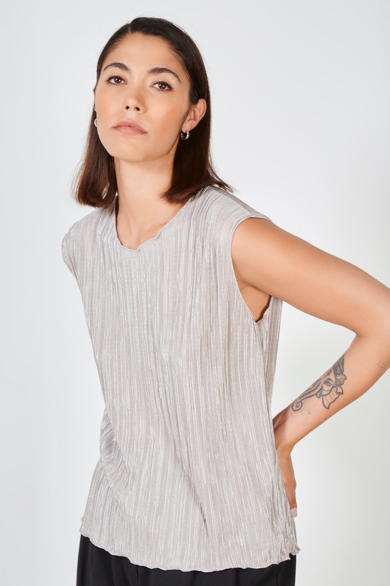 Beige ribbed tank_1