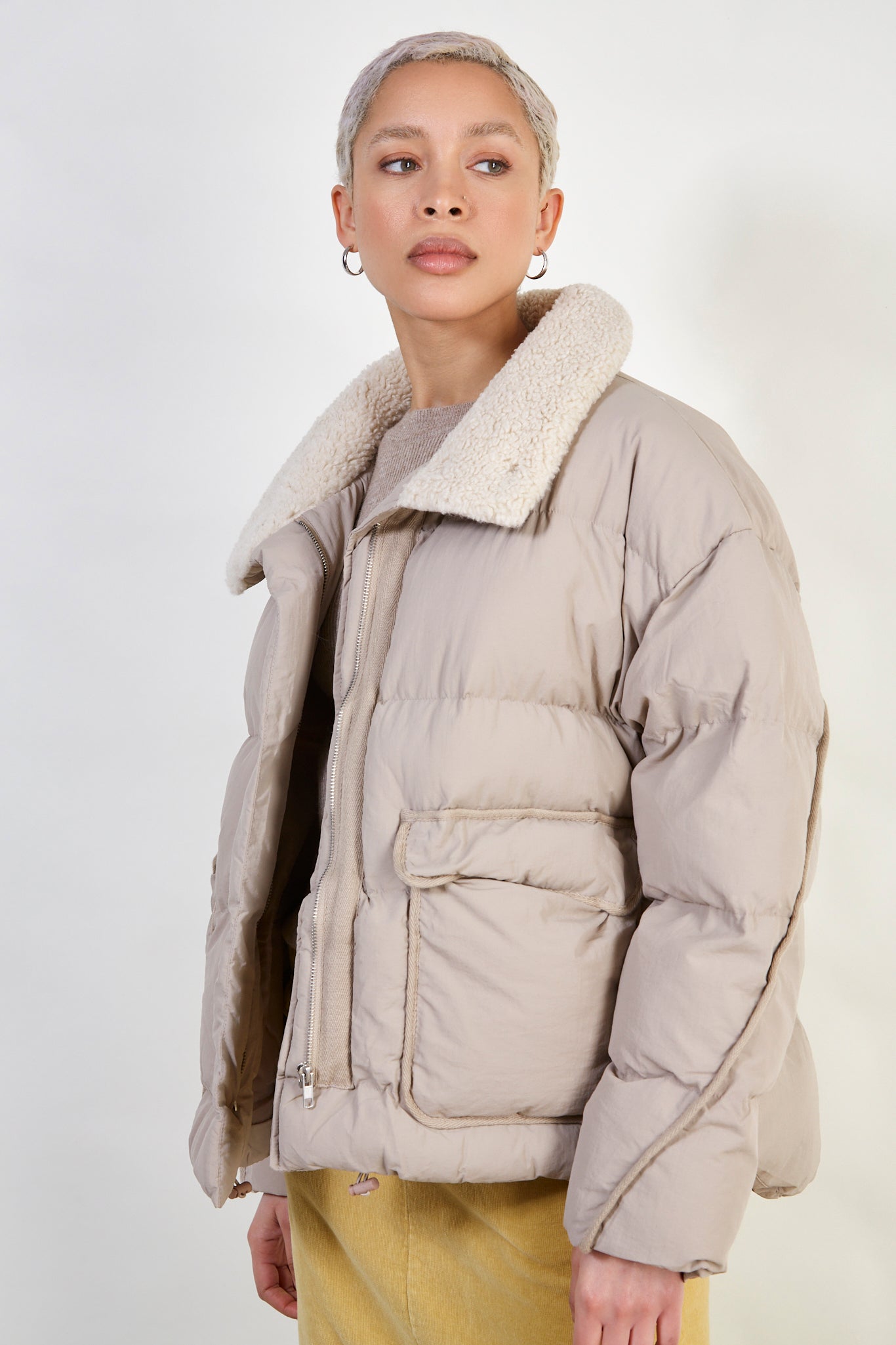 Beige teddy collar puffer jacket_3